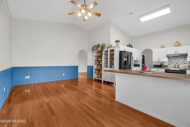 851 S Smokey Mountains Road, Tucson, AZ 85748