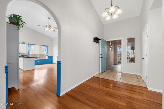 851 S Smokey Mountains Road, Tucson, AZ 85748