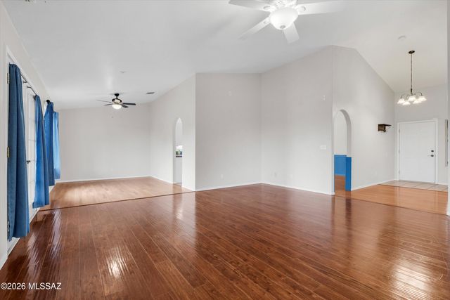 851 S Smokey Mountains Road, Tucson, AZ 85748