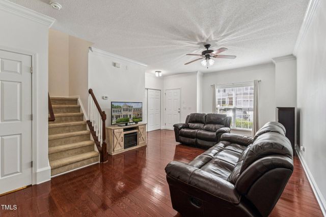 335 Anterbury Drive, Apex, NC 27502