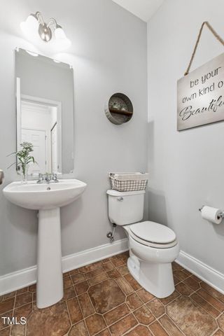 335 Anterbury Drive, Apex, NC 27502