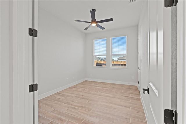 4408 College Square DR, Round Rock, TX 78665