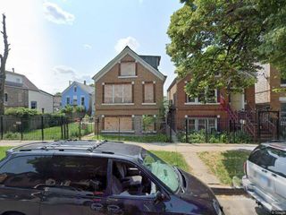 2728 S Spaulding Avenue, Chicago, IL 60623