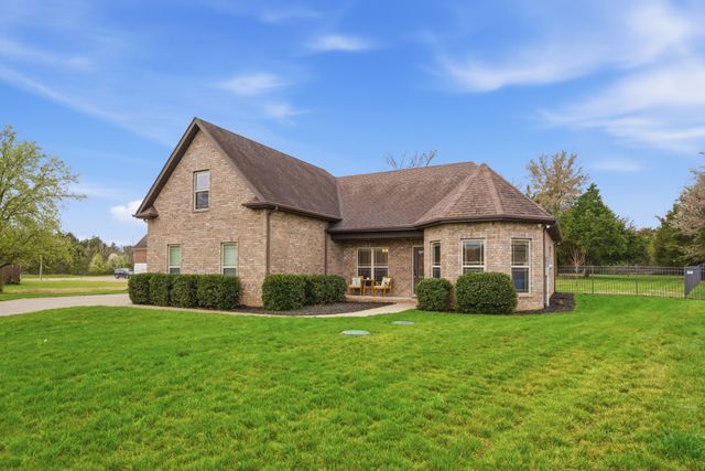 108 Amazonway Rdg, Murfreesboro, TN 37130