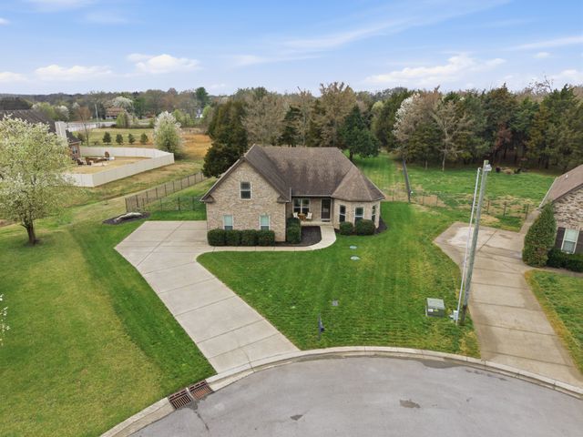 108 Amazonway Rdg, Murfreesboro, TN 37130