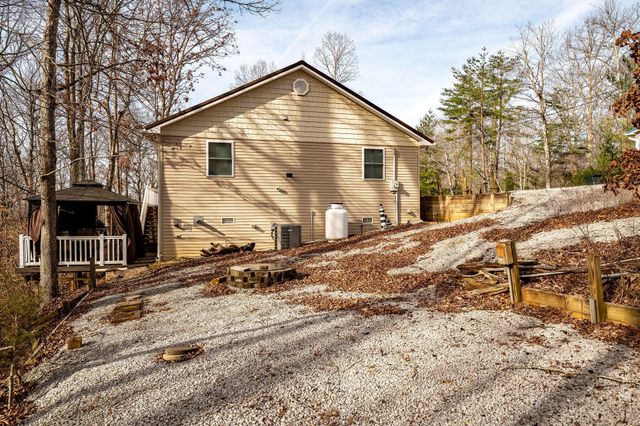 81 White Oak Lane, Monticello, KY 42633