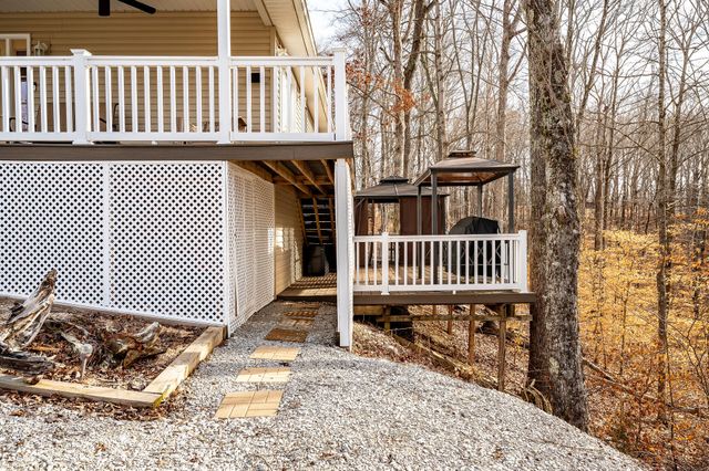 81 White Oak Lane, Monticello, KY 42633