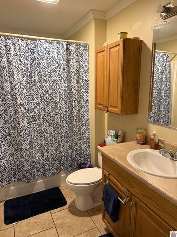 438 Denver Avenue, Paducah, KY 42001