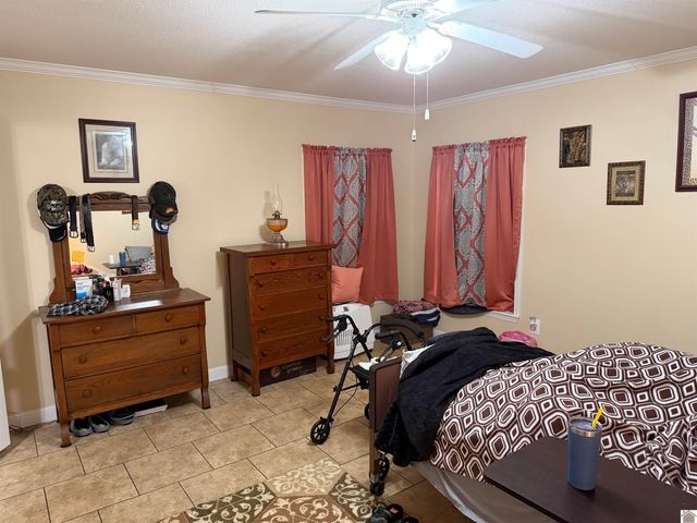 438 Denver Avenue, Paducah, KY 42001