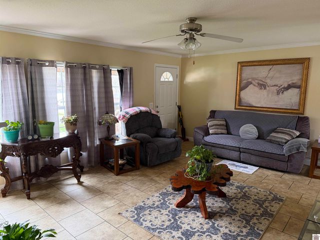 438 Denver Avenue, Paducah, KY 42001