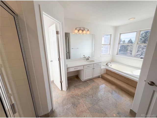 5817 S Espana St, Aurora, CO 80015