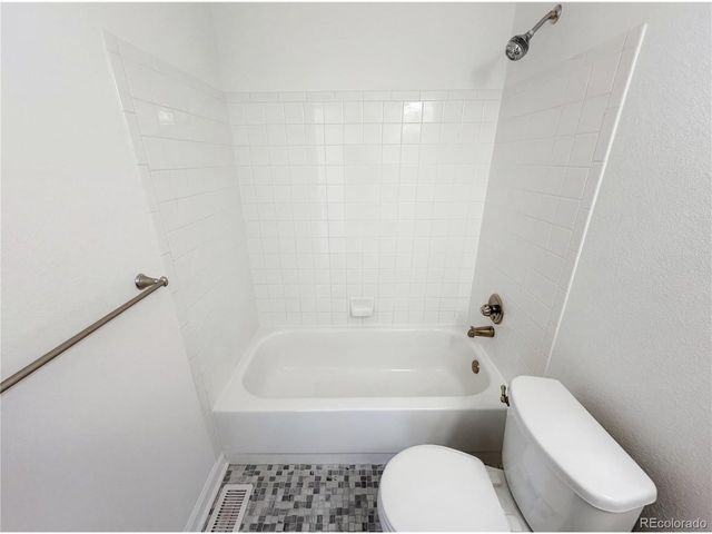 5817 S Espana St, Aurora, CO 80015