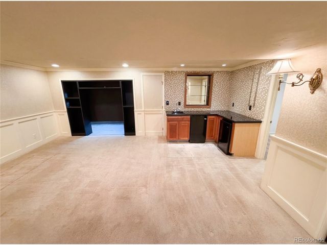 5817 S Espana St, Aurora, CO 80015