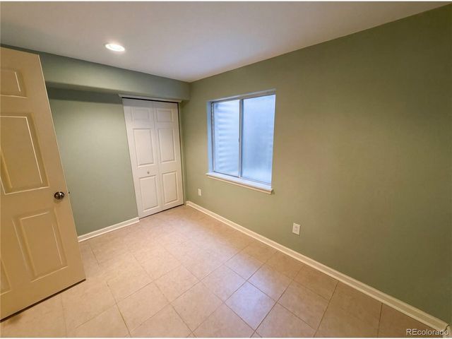 5817 S Espana St, Aurora, CO 80015