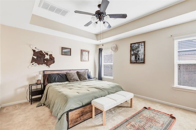 6715 Hunters Trace Lane, Baytown, TX 77521