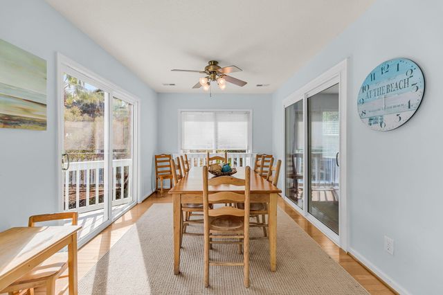 512 Pompano Street, Edisto Island, SC 29438