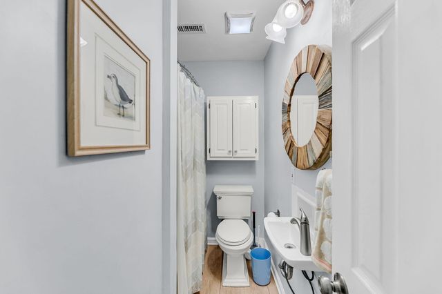 512 Pompano Street, Edisto Island, SC 29438