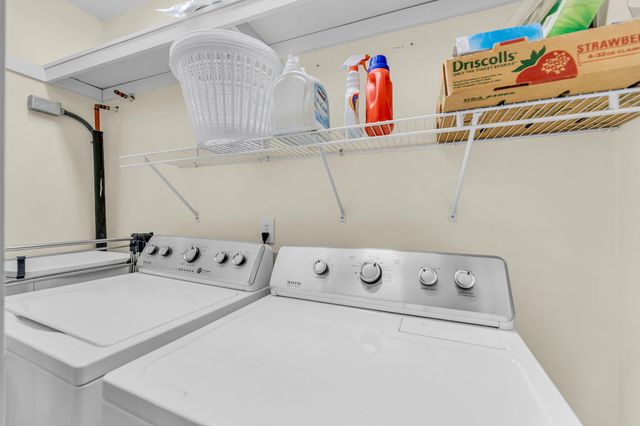 512 Pompano Street, Edisto Island, SC 29438