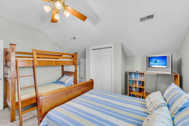 512 Pompano Street, Edisto Island, SC 29438