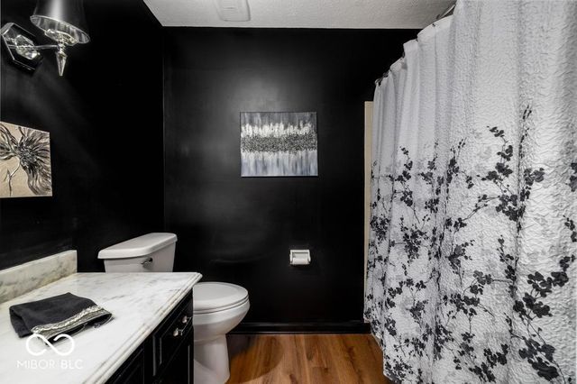 517 Conner Creek Drive, Fishers, IN 46038