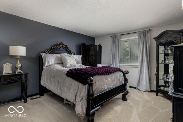 517 Conner Creek Drive, Fishers, IN 46038