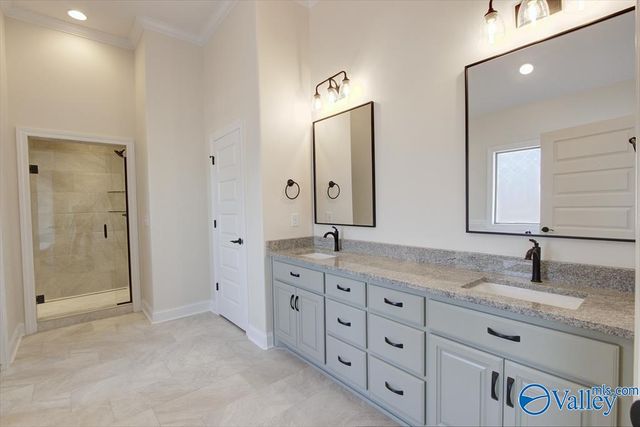 26484 Old Town Drive, Athens, AL 35613