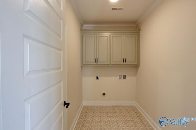 26484 Old Town Drive, Athens, AL 35613