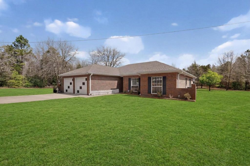 2198 County Road 3540, Hawkins, TX 75765