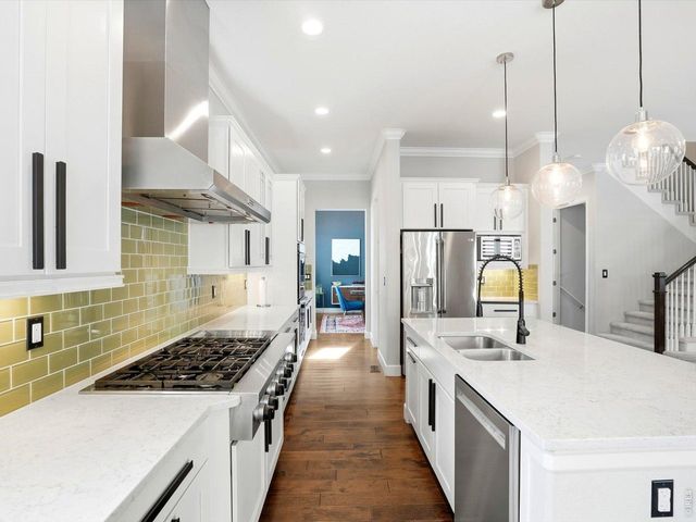 10562 Montecito Dr, Lone Tree, CO 80124