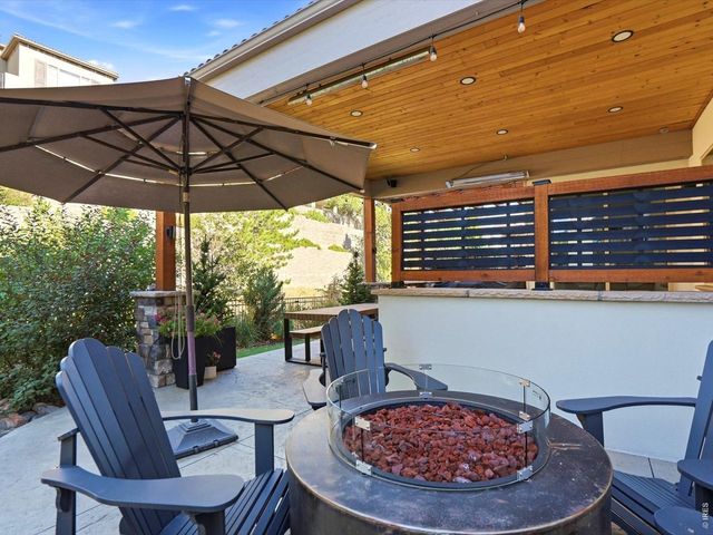 10562 Montecito Dr, Lone Tree, CO 80124