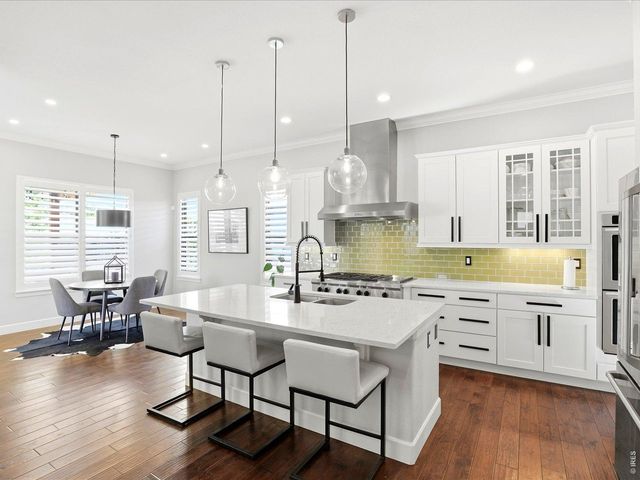 10562 Montecito Dr, Lone Tree, CO 80124