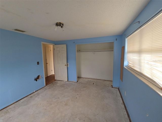 7441 1ST STREET N, St Petersburg, FL 33702