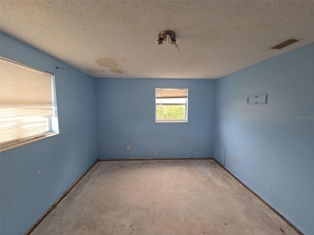 7441 1ST STREET N, St Petersburg, FL 33702