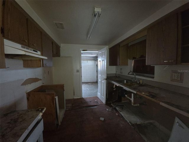 7441 1ST STREET N, St Petersburg, FL 33702