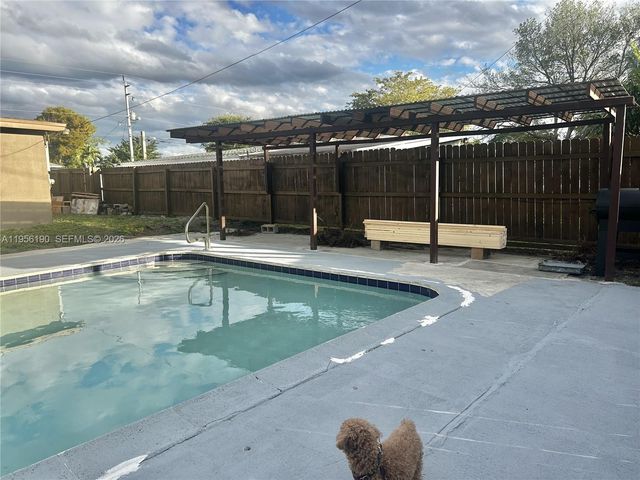 3720 SW 32nd Ave, West Park, FL 33023