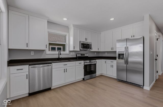 304 Highlawn Avenue, Seymour, IN 47274