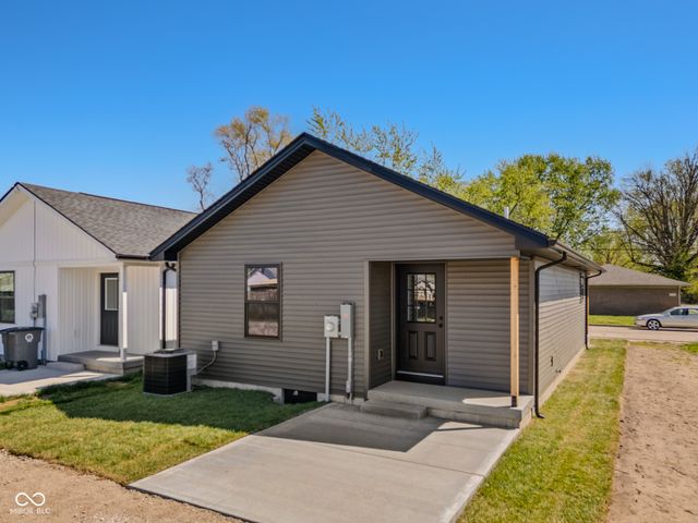 304 Highlawn Avenue, Seymour, IN 47274