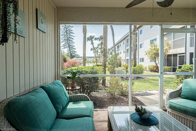 1022 Manatee RD D107, Naples, FL 34114