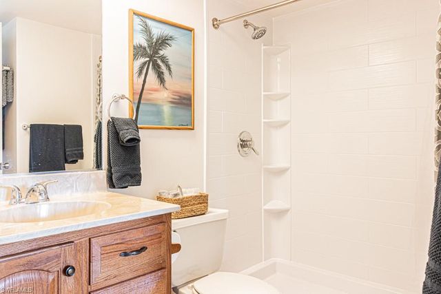 1022 Manatee RD D107, Naples, FL 34114