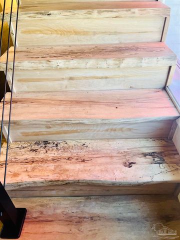 1430 Tina Dr 8, Navarre Beach, FL 32566