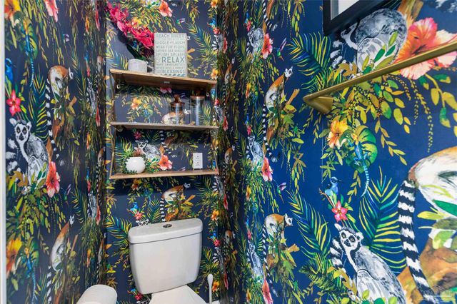 1430 Tina Dr 8, Navarre Beach, FL 32566