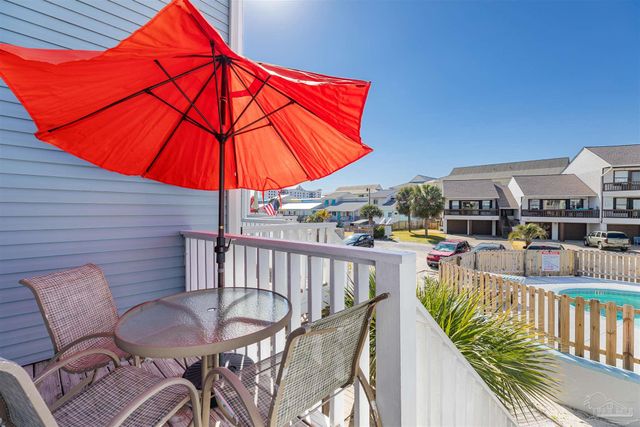 1430 Tina Dr 8, Navarre Beach, FL 32566