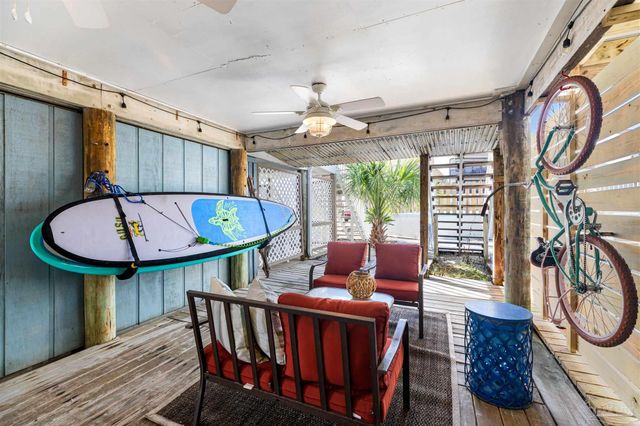 1430 Tina Dr 8, Navarre Beach, FL 32566