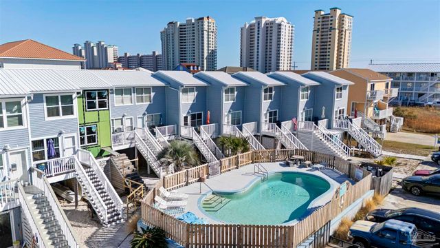 1430 Tina Dr 8, Navarre Beach, FL 32566