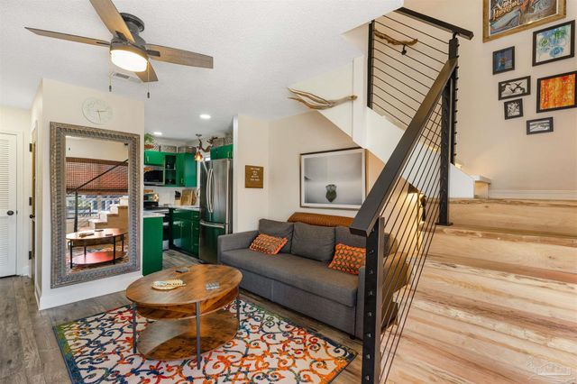 1430 Tina Dr 8, Navarre Beach, FL 32566