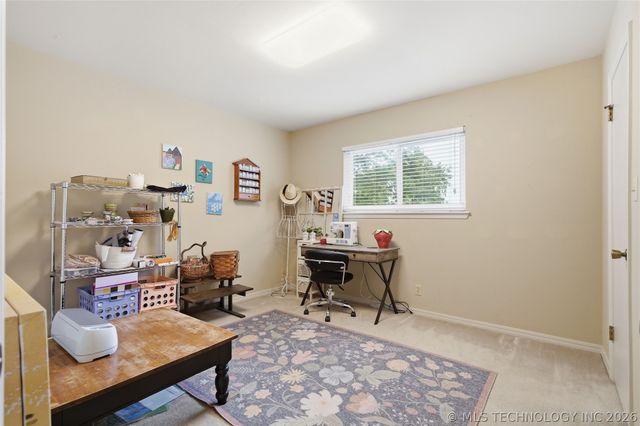 6652 E 46th Place, Tulsa, OK 74145