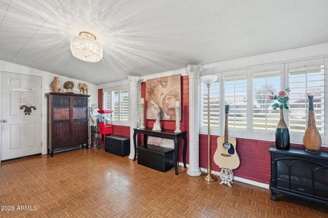 10402 N 105TH Avenue, Sun City, AZ 85351