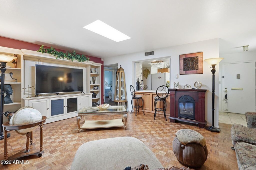 10402 N 105TH Avenue, Sun City, AZ 85351 — photo 4