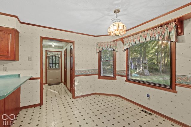 431 N Timber Trail, Greenwood, IN 46142