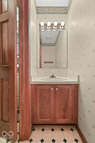 431 N Timber Trail, Greenwood, IN 46142